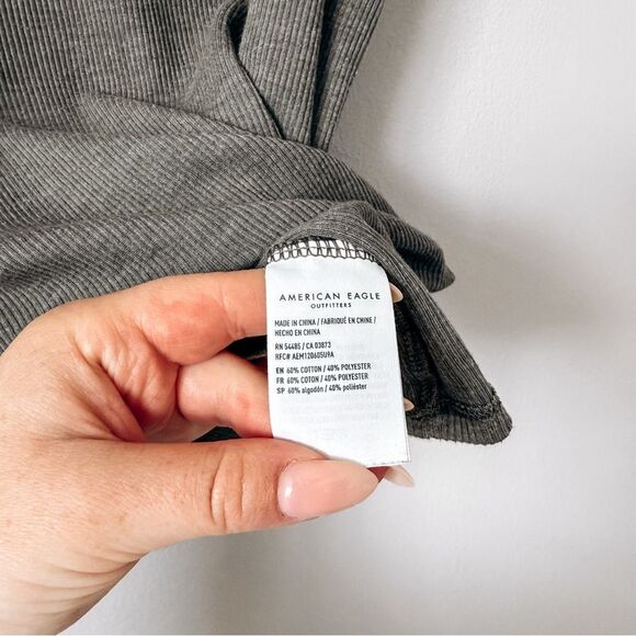 American Eagle Green Ribbed Classic Tank Size Medium - Picture 4 of 6